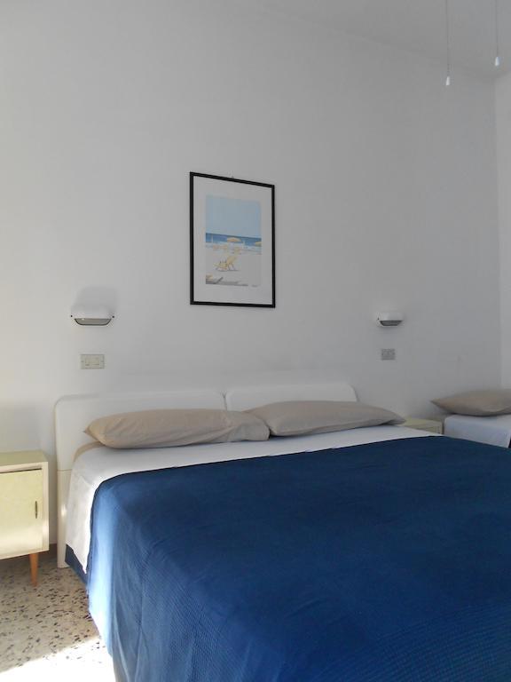 Hotel Villa Dei Platani Bellaria-Igea Marina Quarto foto